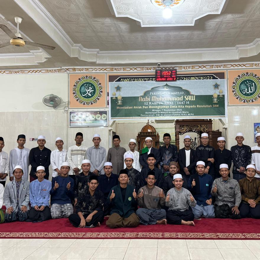 Pengajian Majelis Taklim An Nur dan Santri Ma’had Aly As’adiyah Sengkang di Masjid Ar-Riydha Mario
